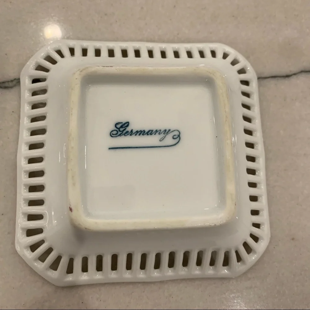 Vintage Trinket Dish - Picture 2 of 7